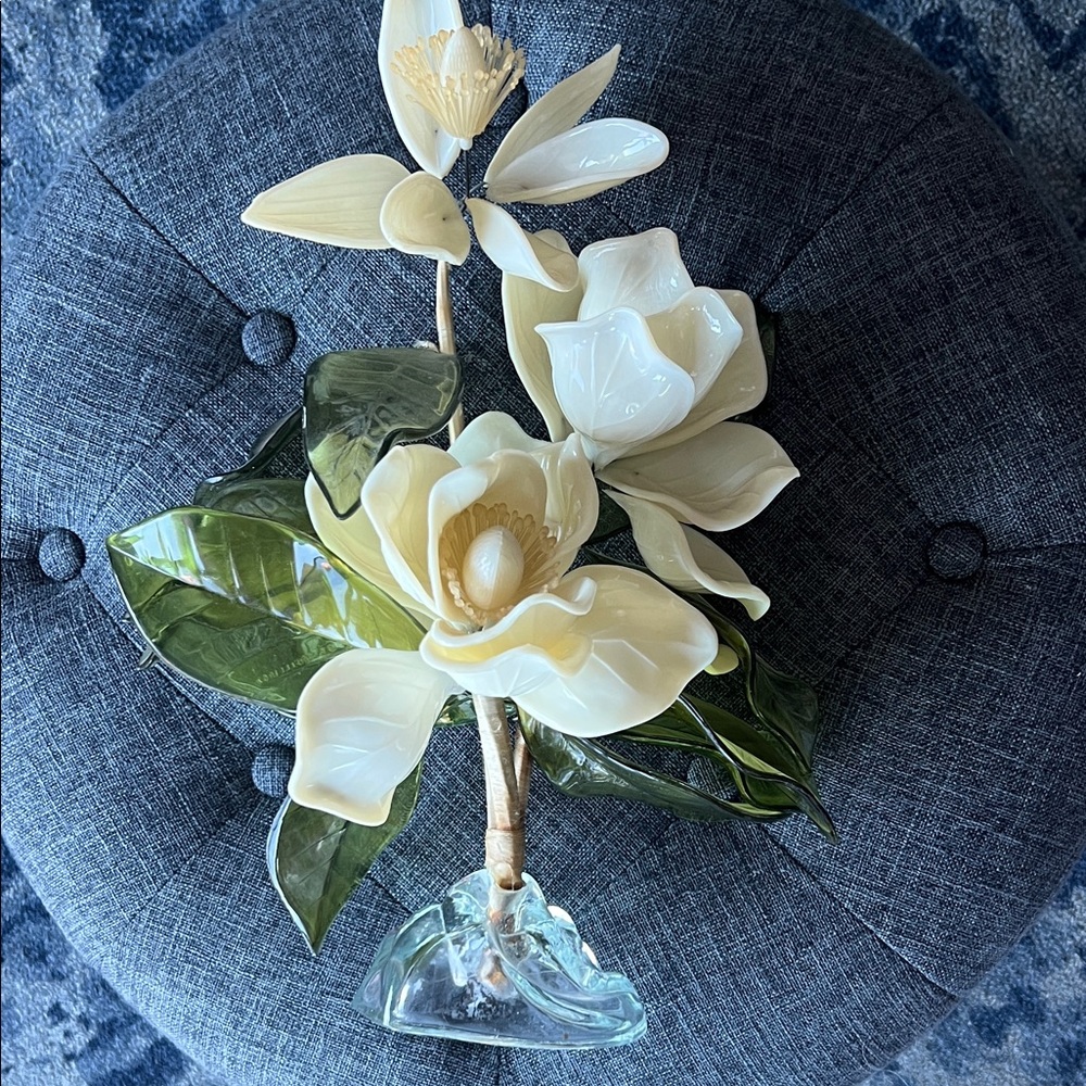 J Corelli Lucite Acrylic Magnolia Arrangement 1967 MCM 14" Vintage